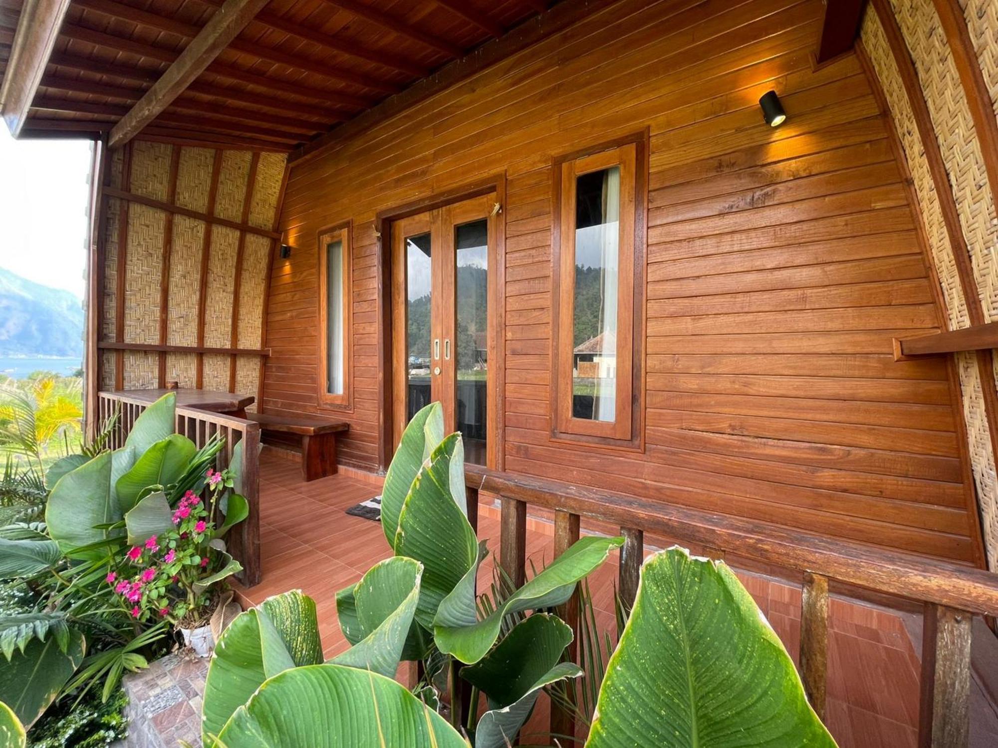 Volcano Cabins Kubupenlokan Ngoại thất bức ảnh